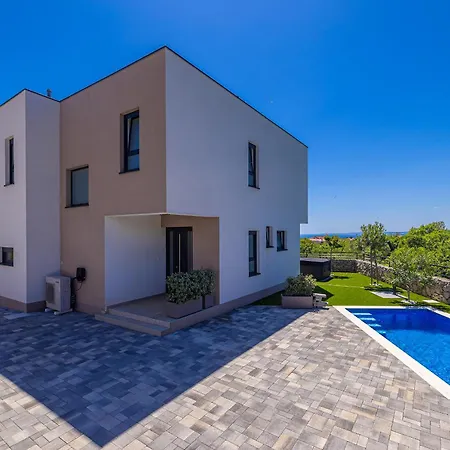 House Patrick With Pool, Jacuzzi And Sauna * Kornić
